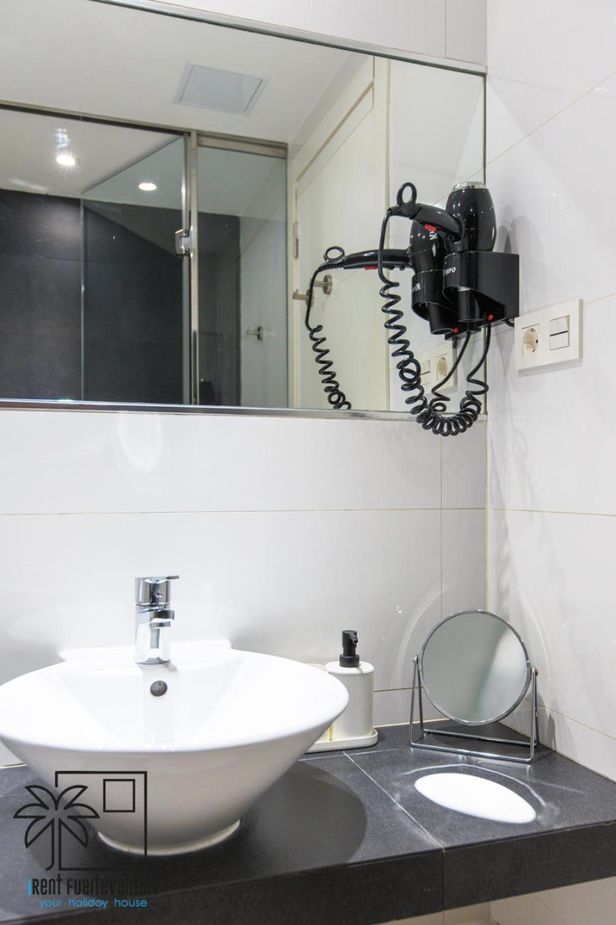 Hola Jag Corralejo Center Irent Fuerteventura公寓 外观 照片